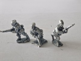 20/IT13 - Facist Black Shirt Infantry Advancing