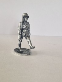 HIN42/WW02 - German Officer on Foot
