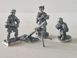 20/GB08 - 4.2  inch  Mortar and 3 crew